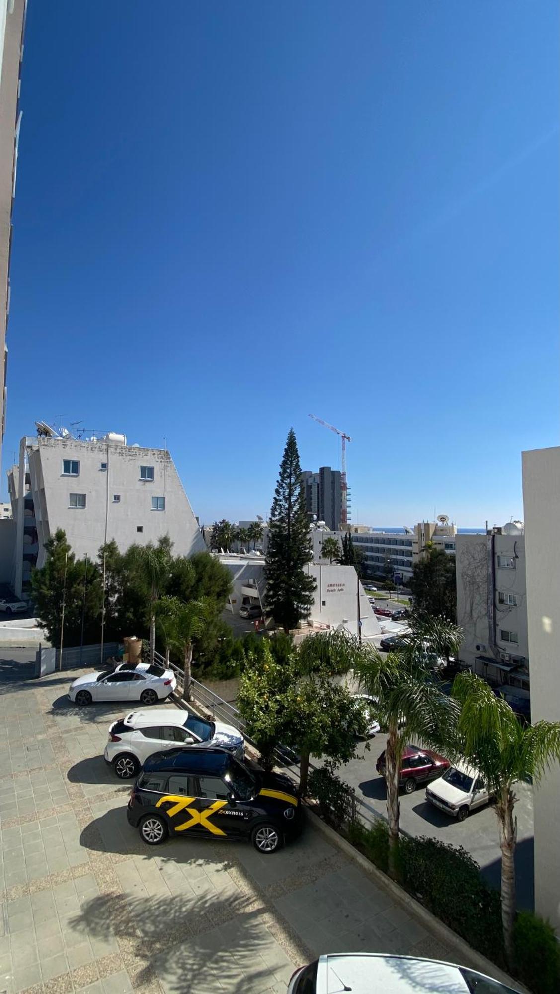 T&L Apartments Agiaos Tychonas Лімасол Екстер'єр фото